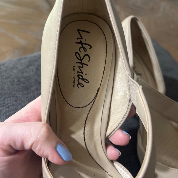 Life Stride suki pumps taupe soft system - Picture 3 of 8